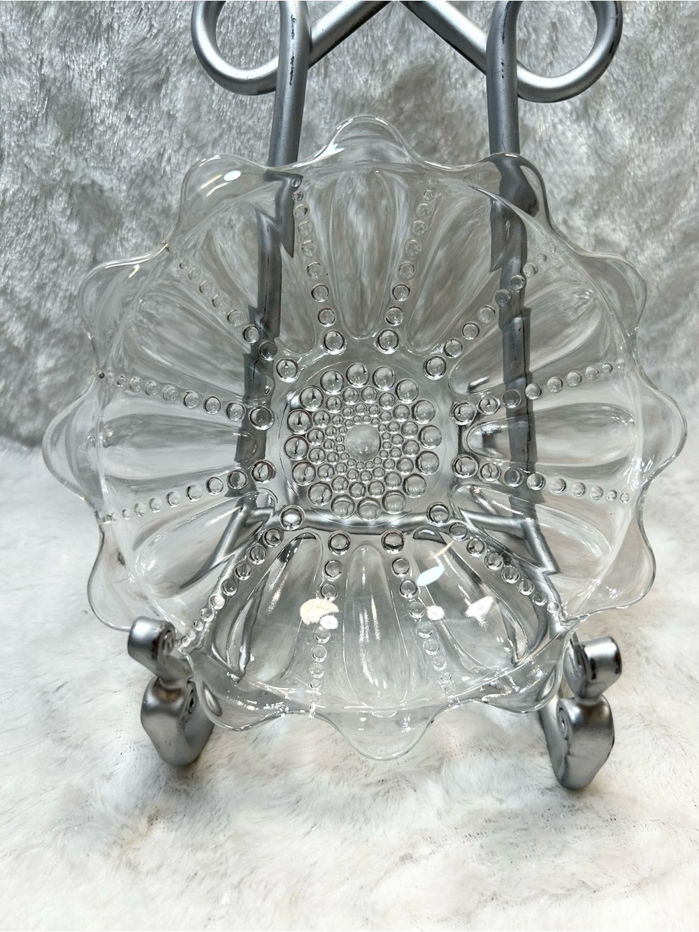 Vintage Federal Glass Jewelry Trinket Dish Bubble Pattern Scalloped Edge